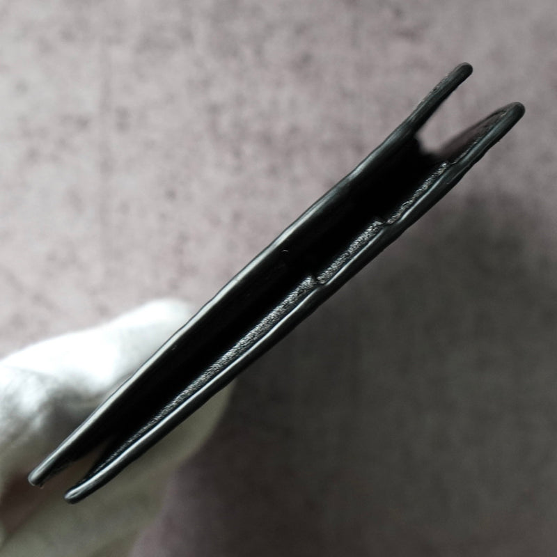 グッチ マイクログッチシマ マネークリップ付き 二つ折り カードケース - NEWSED