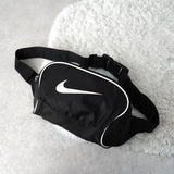 ナイキ ロゴ ウエストポーチ ボディバッグ ブラック - NEWSED