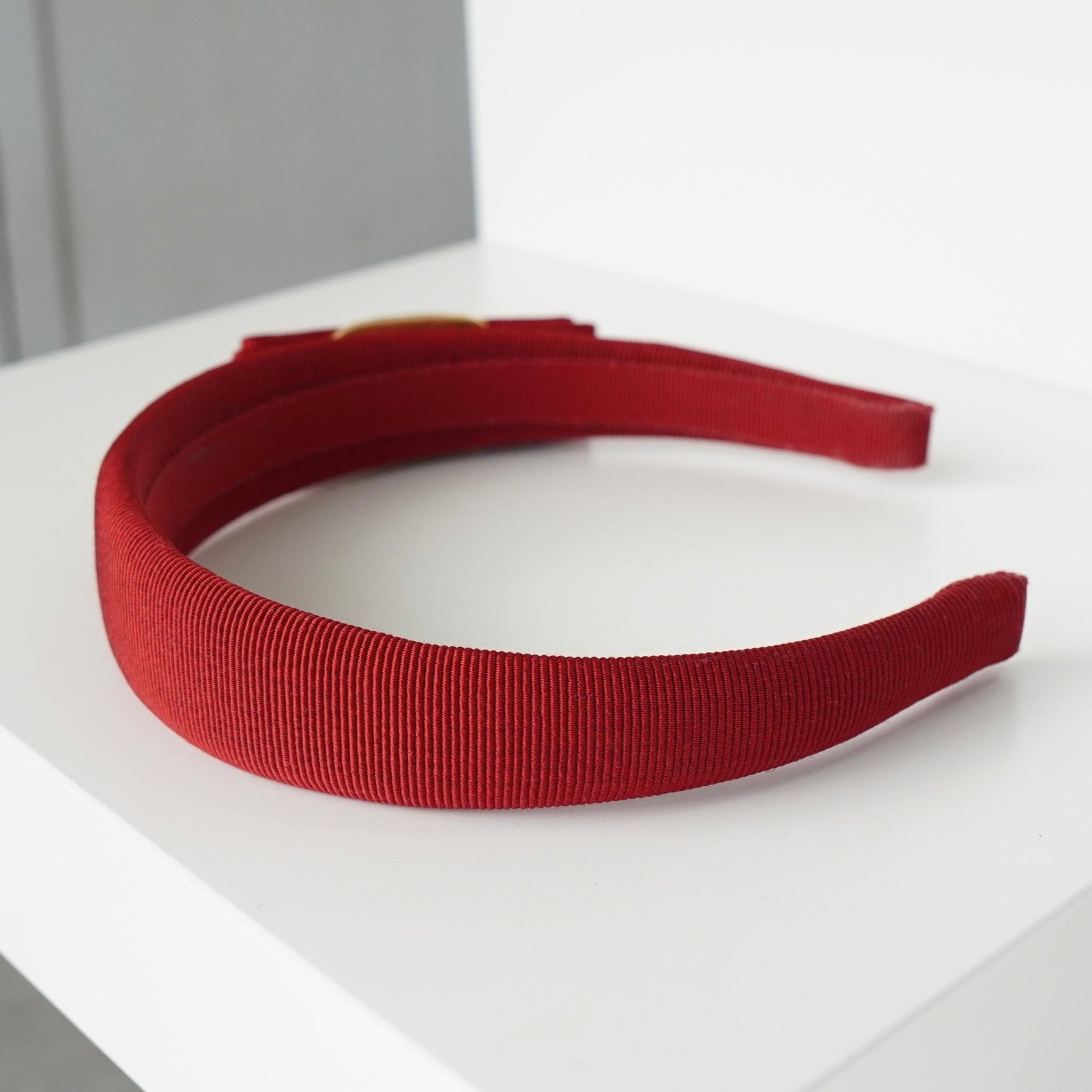 サルバトーレ フェラガモ ヴァラ リボン カチューシャ レッド