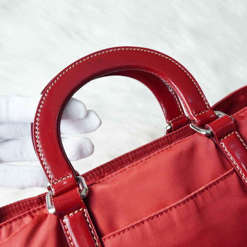 プラダ ハンドバッグ レッド - NEWSED