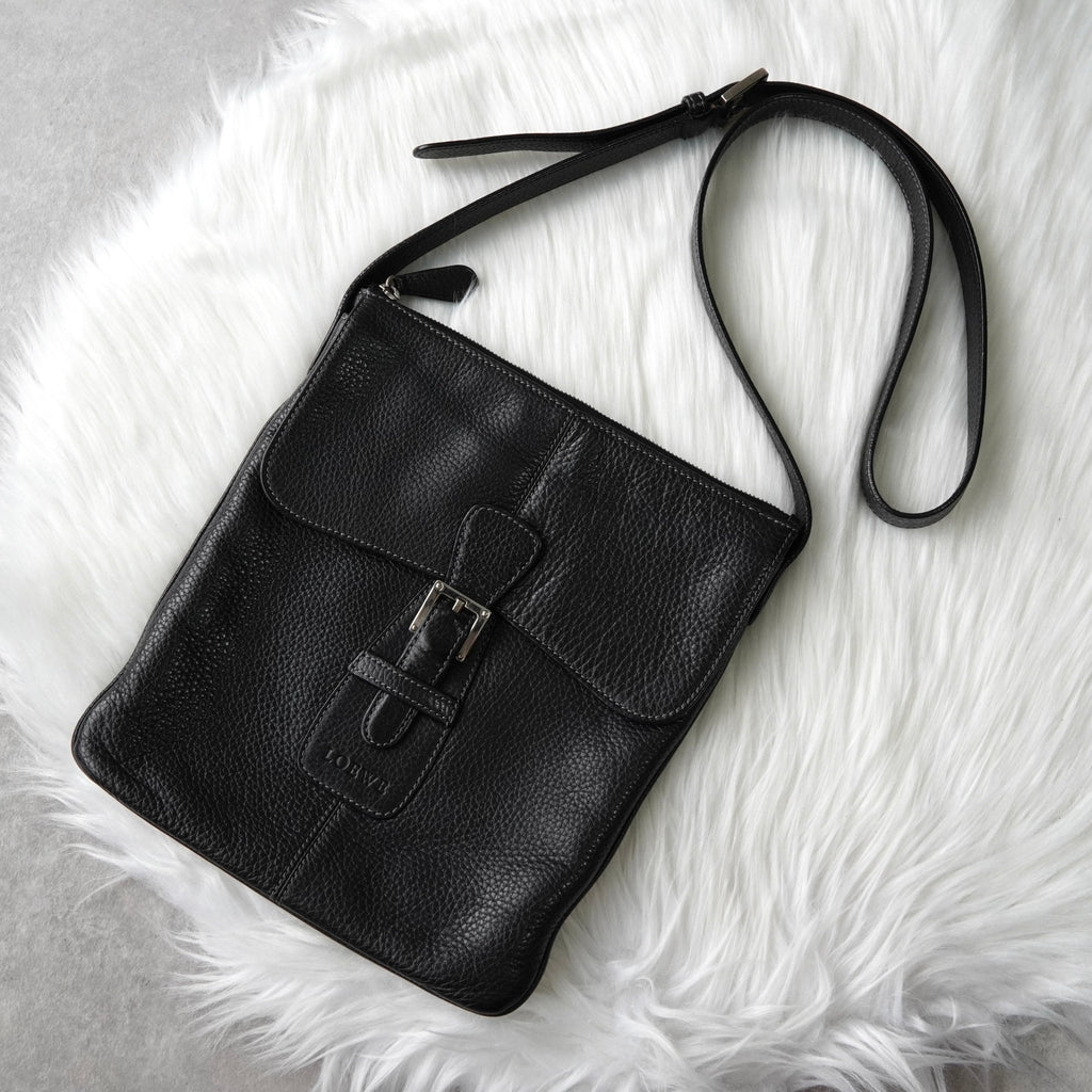 Loewe Logo Leather Shoulder Bag in Black