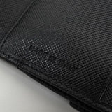 プラダ サフィアーノ レザー トライアングルロゴ 二つ折り財布 ブラック - NEWSED