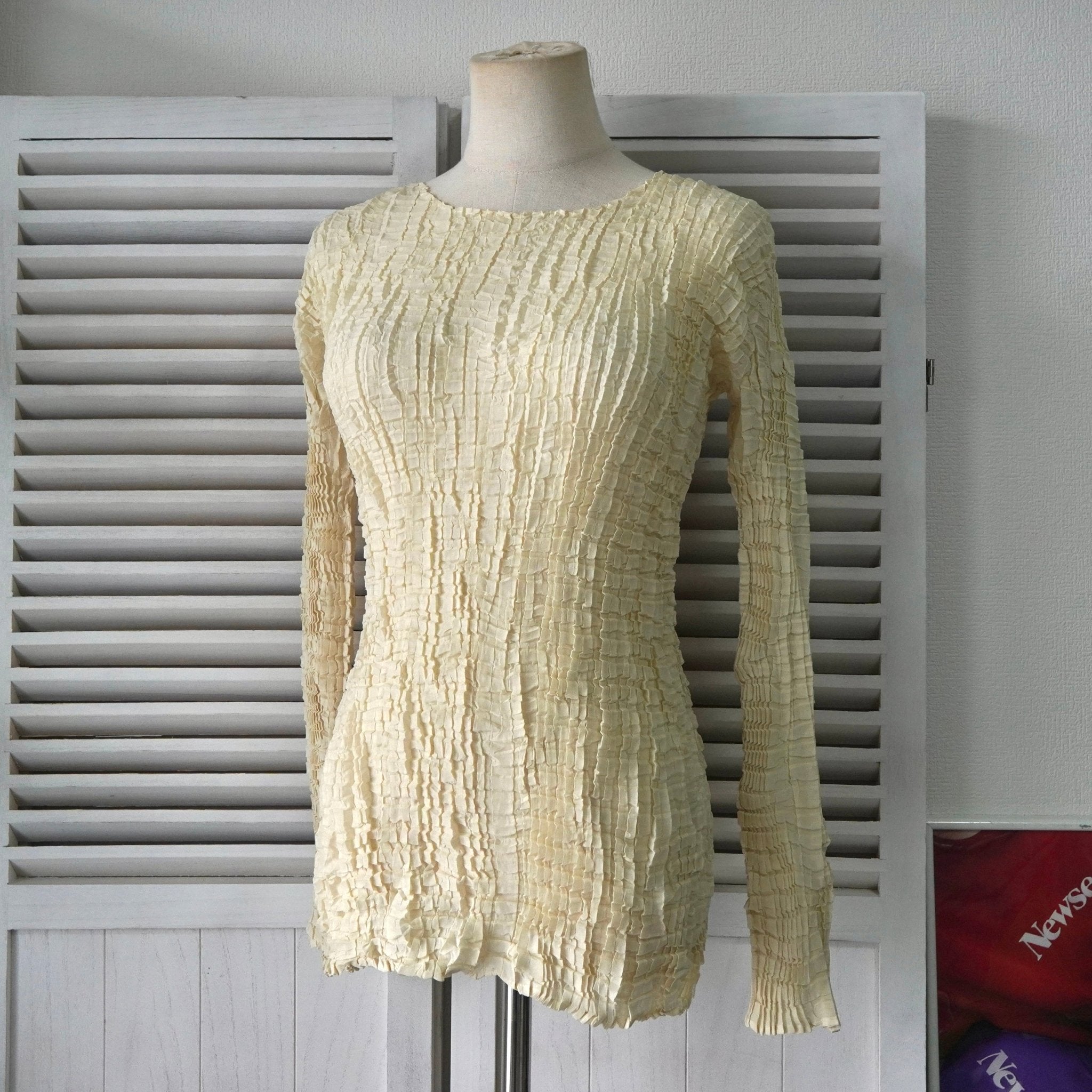 ISSEY MIYAKE / PLEATS PLEASE(イッセイミヤケ)アイテム一覧