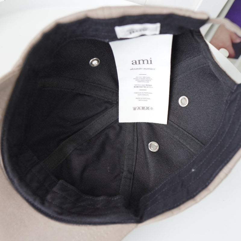 アミパリ アミ パリス ハートロゴ キャップ ベージュ 保存袋付き - NEWSED