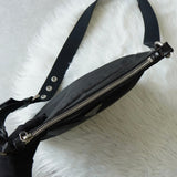 プラダ ポコノ テスート ナイロン / レザー トライアングルロゴ ショルダーバッグ ブラック - NEWSED