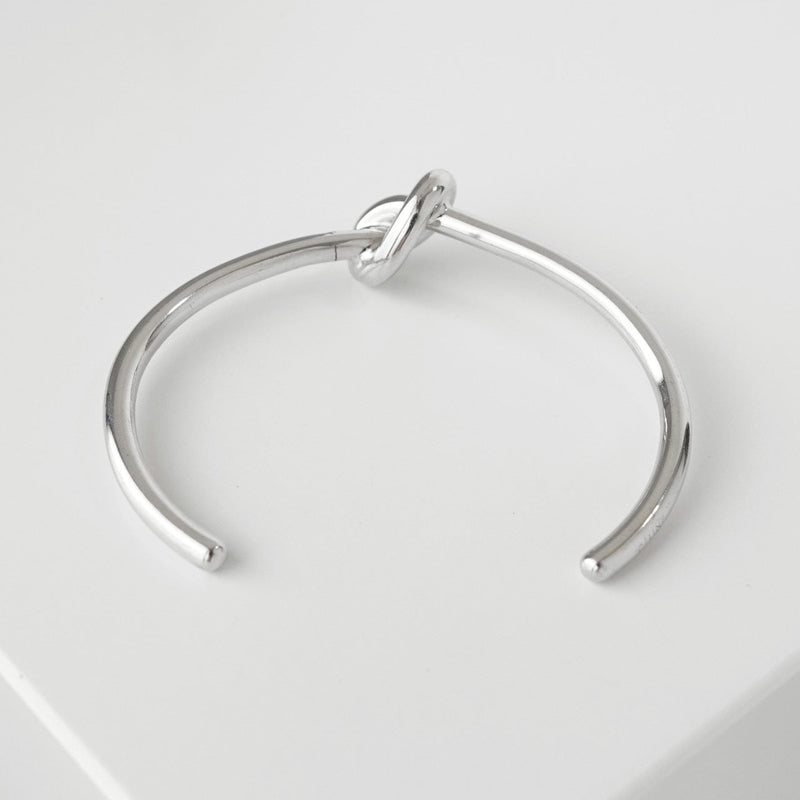 セリーヌ ノット エクストラ シン バングル シルバー レディース - NEWSED