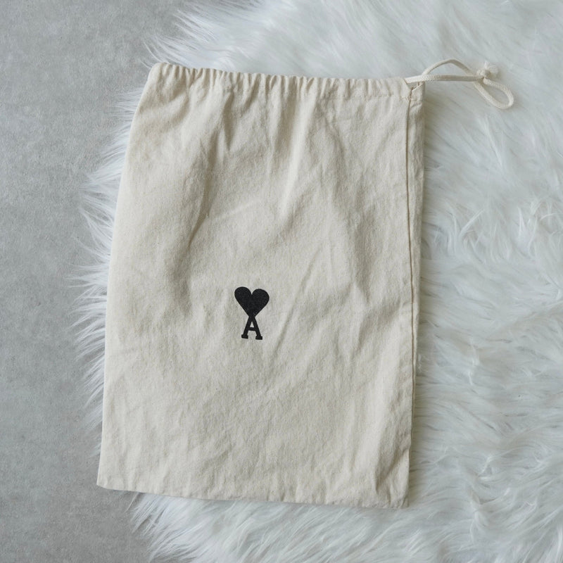 アミパリ アミ パリス ハートロゴ キャップ ネイビー 保存袋付き - NEWSED