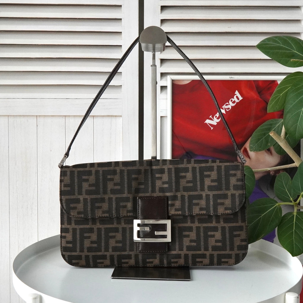 Fendi Mamma Bucket Zucca 帆布/皮革单肩包 卡其色
