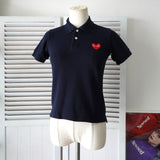 プレイ コムデギャルソン ハートロゴ 半袖ポロシャツ ブラック - NEWSED