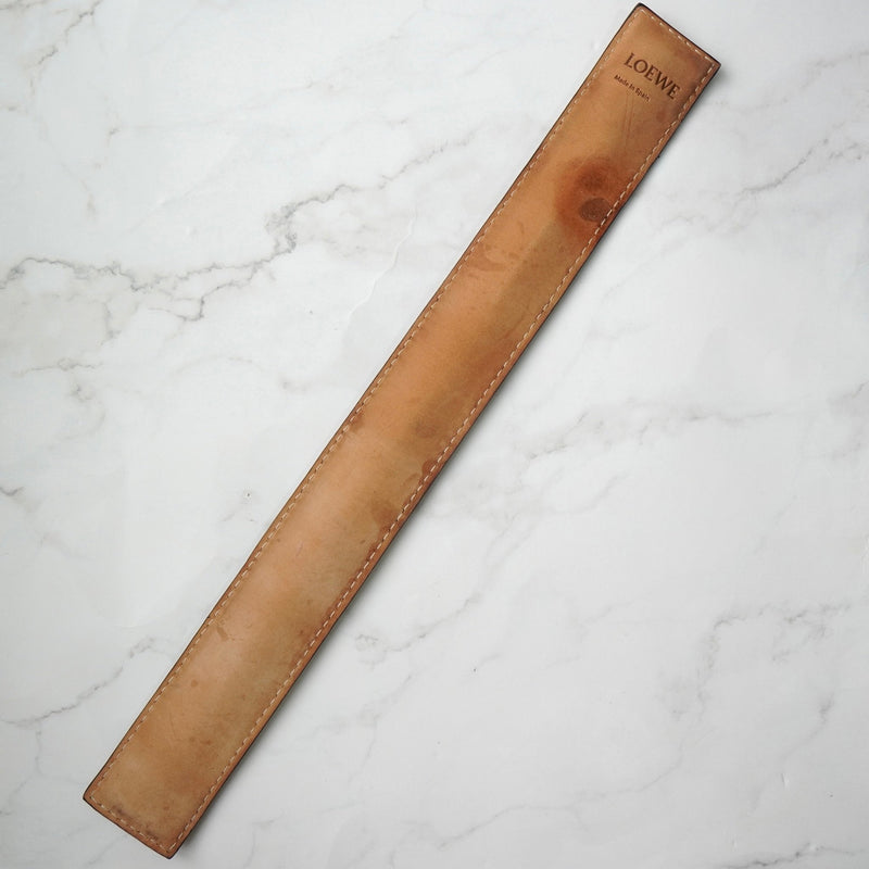 ロエベ アナグラム レザー マグネット バングル ブラウン - NEWSED