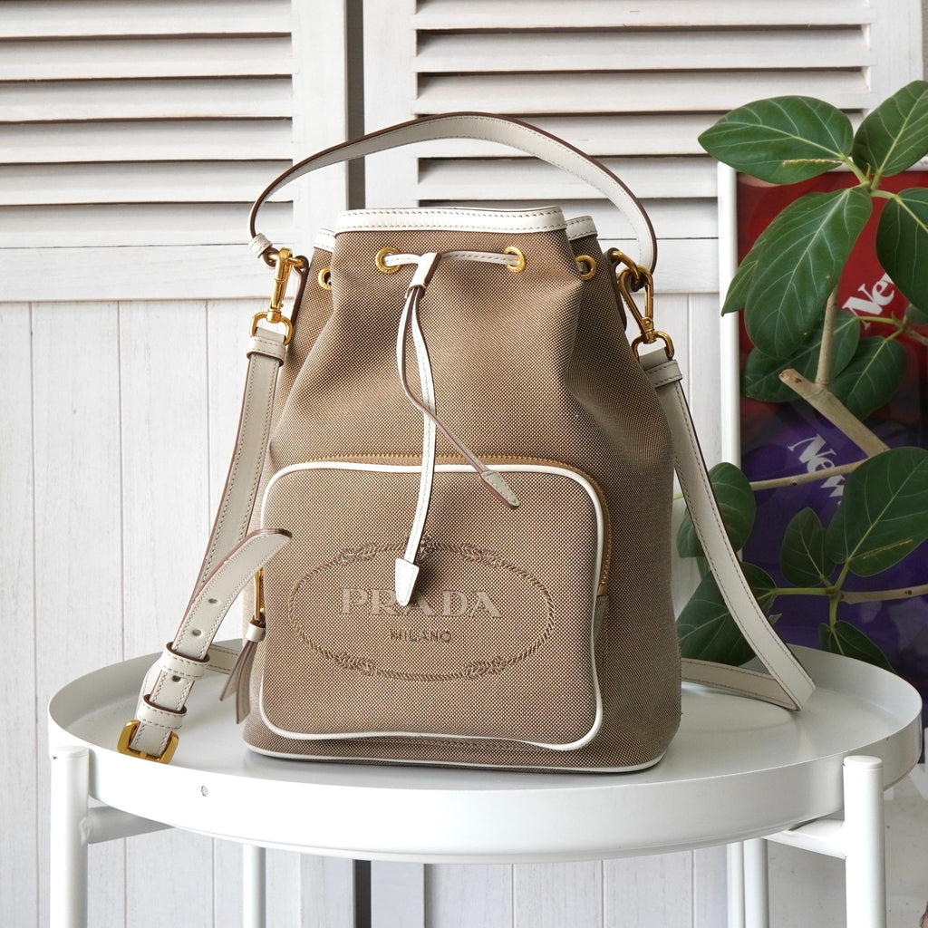 PRADA ナイロン×レザー 巾着ショルダーバッグ PRADA ナイロン×レザー 巾着ショルダーバッグ 楽天市場】【バッグ