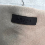 エフオージー エッセンシャルズ フェルトロゴ パーカー ベージュ - NEWSED