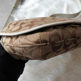 コーチ シグネチャー キャンバス ショルダーバッグ ベージュ - NEWSED