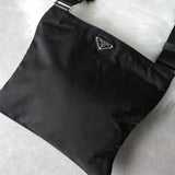 プラダ ポコノ テスートナイロン / サフィアーノレザー トライアングルロゴ ショルダーバッグ ブラック - NEWSED