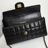 シャネル チョコバー ココマーク ターンロック チェーン セミショルダーバッグ ブラック - NEWSED