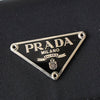 プラダ トライアングルロゴ ナイロン 三つ折り財布 ブラック 箱付き