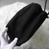 プラダ テスート ナイロン 三角プレート トートバッグ ブラック - NEWSED
