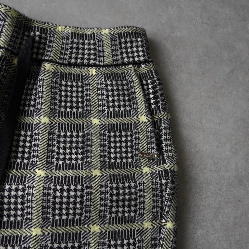 アルマーニ エクスチェンジ 千鳥格子柄 ニット セットアップ カーディガン ショートパンツ レディース グレー - NEWSED