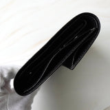 プラダ サフィアーノレザー トライアングルロゴ 三つ折り財布 ブラック 箱付き - NEWSED