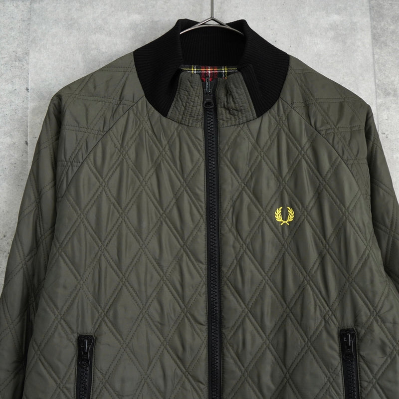 フレッドペリー リバーシブル ロゴ 刺繍 チェック柄 キルティングジャケット ブルゾン カーキ / グレー - NEWSED