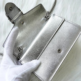 グッチ デュニオソス レザー チェーン ミニショルダーバッグ シルバー - NEWSED