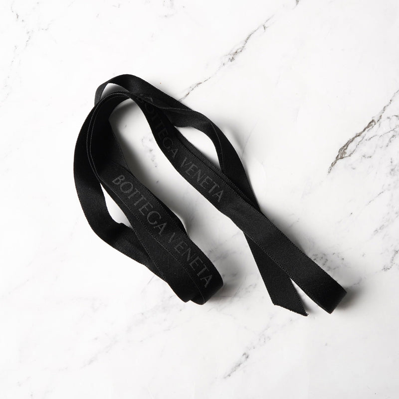 ボッテガ ヴェネタ イントレチャート マキシイントレチャート カセット 二つ折り財布 コンパクトウォレット グリーン 箱付き - NEWSED