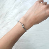 セリーヌ ノット シルバー バングル ブレスレット 箱付き - NEWSED