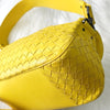 Bottega Veneta 黄色 Intrecciato 皮革单肩包