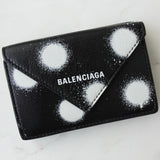 バレンシアガ ペーパーミニ レザー 三つ折り財布 コンパクトウォレット ブラック - NEWSED