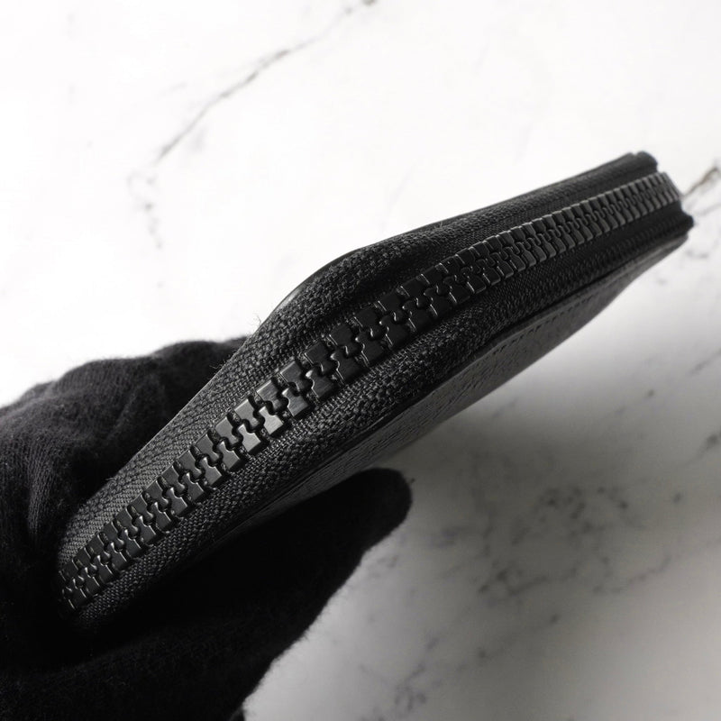 メゾン マルジェラ 四つタグ レザー ラウンドジップ コンパクトウォレット ブラック - NEWSED