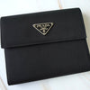 プラダ トライアングルロゴ ナイロン 三つ折り財布 ブラック 箱付き