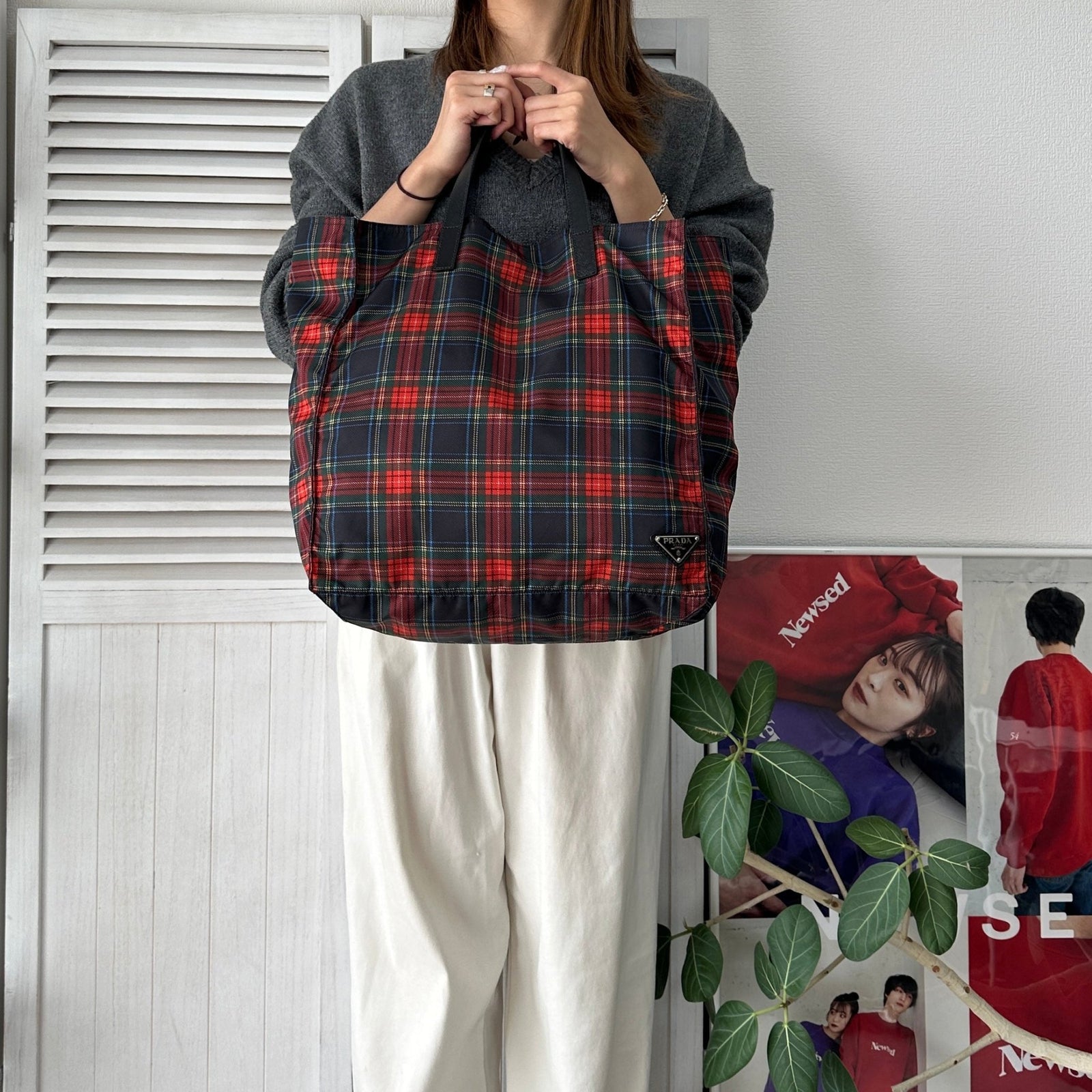 プラダ ポコノ テスート ナイロン サフィアーノ レザー タータン