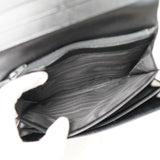 プラダ サフィアーノ レザー 三角プレート 二つ折り財布 長財布 ブラック - NEWSED