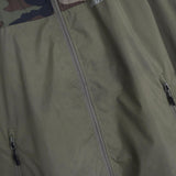 ステューシー カモ柄 ジップアップ ナイロンパーカー カーキ - NEWSED