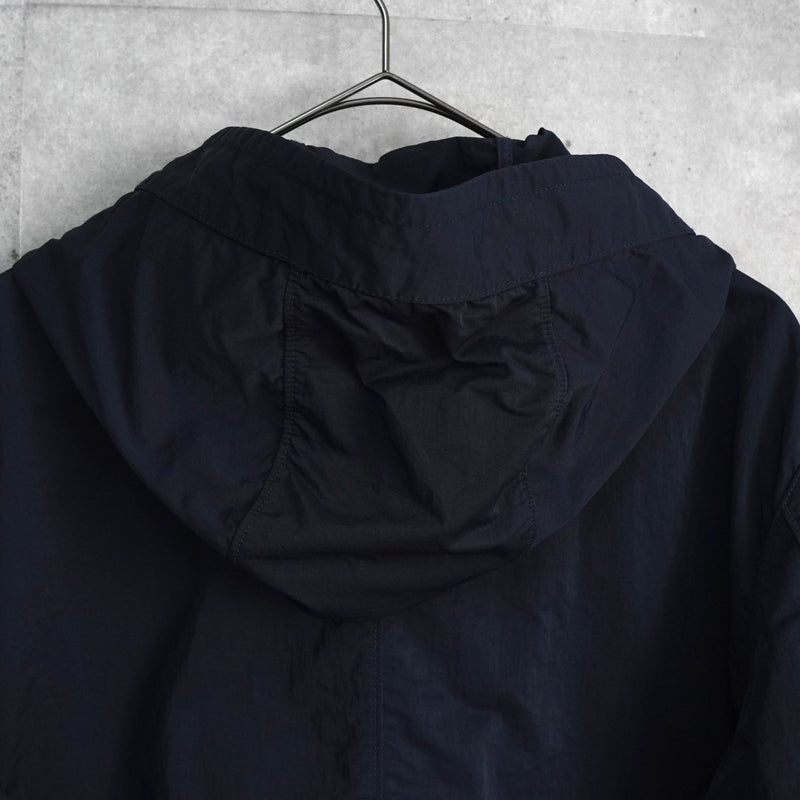 ストーン アイランド ナイロンジャケット ネイビー - NEWSED
