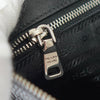 Prada 皮革手拿包 黑色