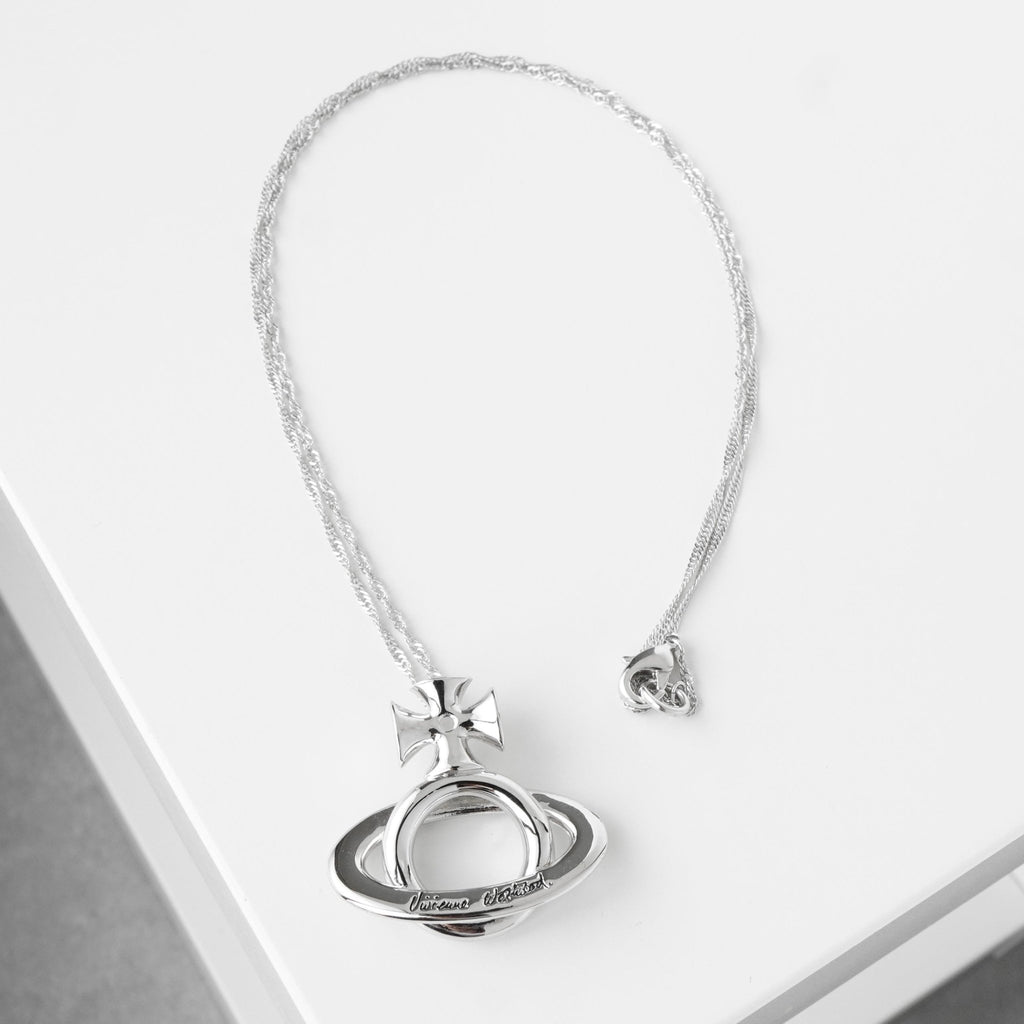 ヴィヴィアン ウエストウッド オーブ シルバー ネックレス