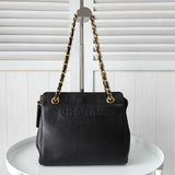 シャネル ロゴ キャビアスキン チェーン ショルダーバッグ ブラック - NEWSED