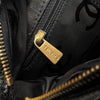 Chanel Coco Mark Wild Stitch Caviar 皮革单肩包（黑色）