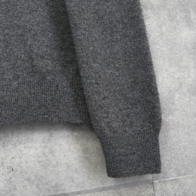 プレイ コムデギャルソン ハートロゴ カーディガン グレー - NEWSED