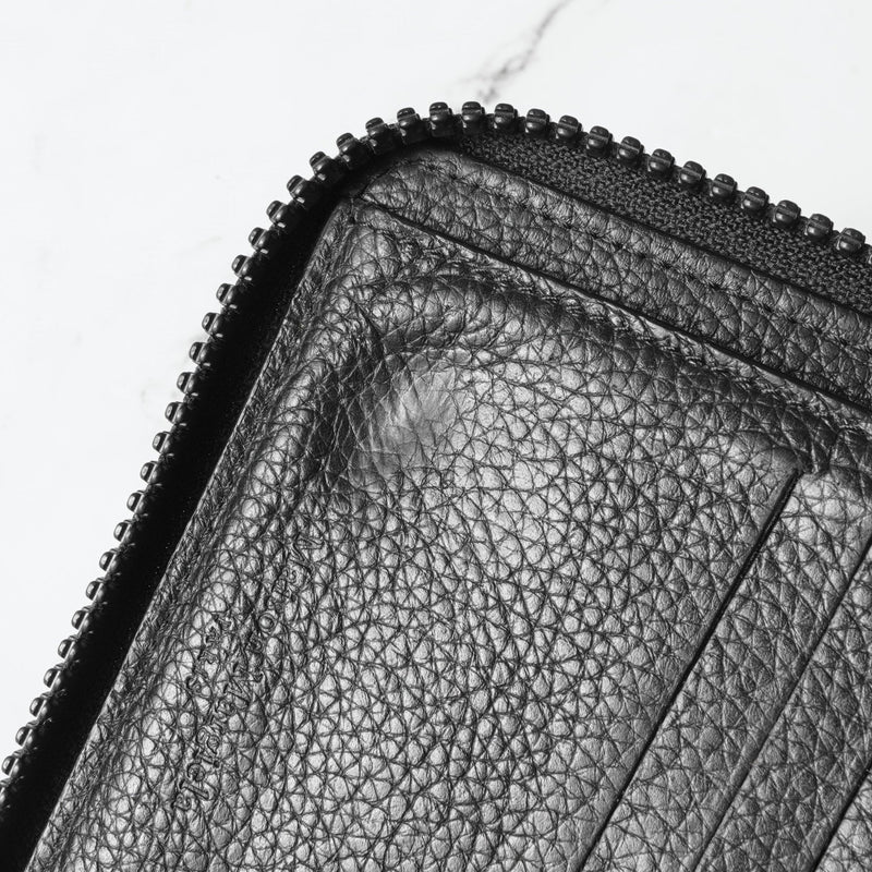 メゾン マルジェラ 四つタグ レザー ラウンドジップ コンパクトウォレット ブラック - NEWSED