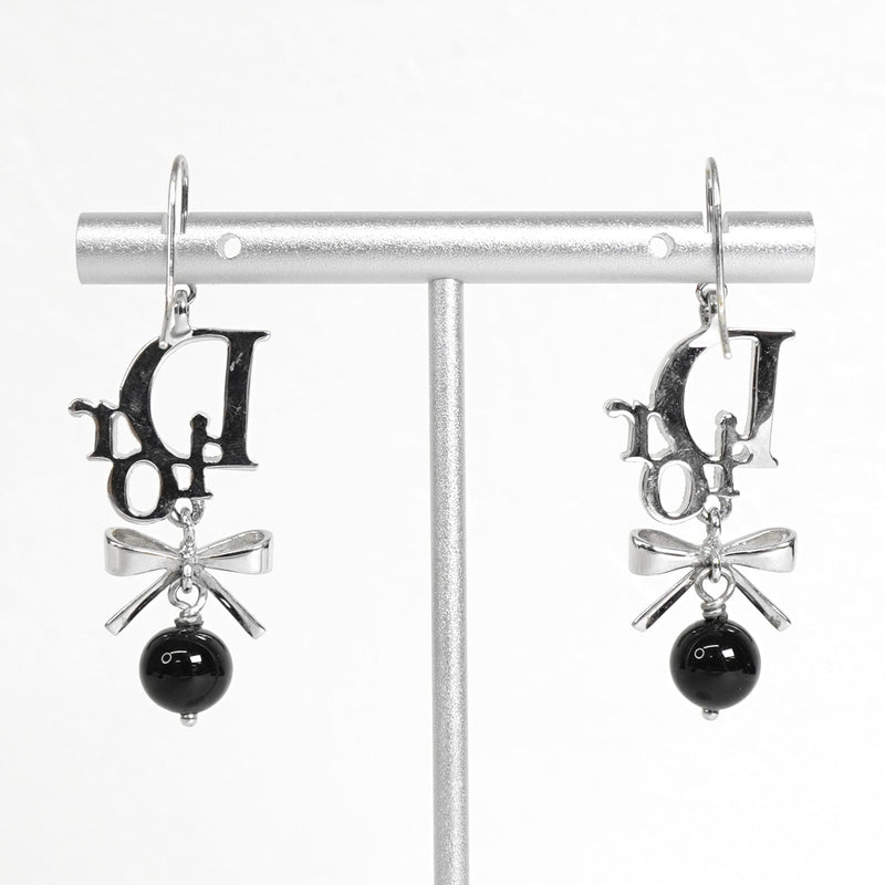 クリスチャン ディオール ロゴ ラインストーン リボン ピアス シルバー / ブラック - NEWSED