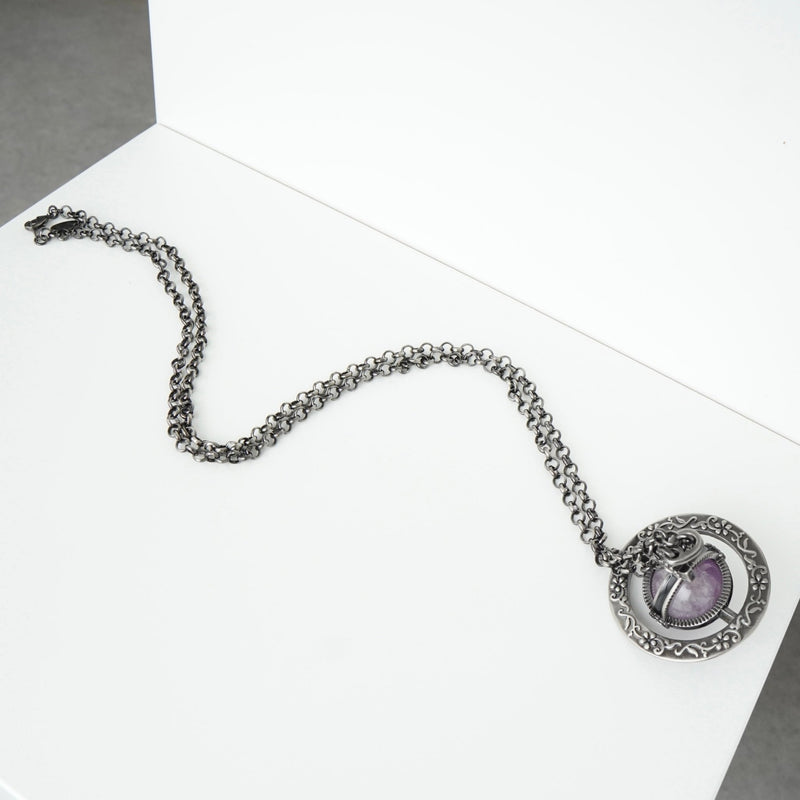 ヴィヴィアン ウエストウッド オーナメンタルタイニーオーブ ラインストーン シルバー ネックレス - NEWSED