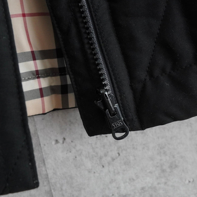 バーバリー リバーシブル ノバチェック ジップアップ 中綿ジャケット ブラック / ベージュ - NEWSED