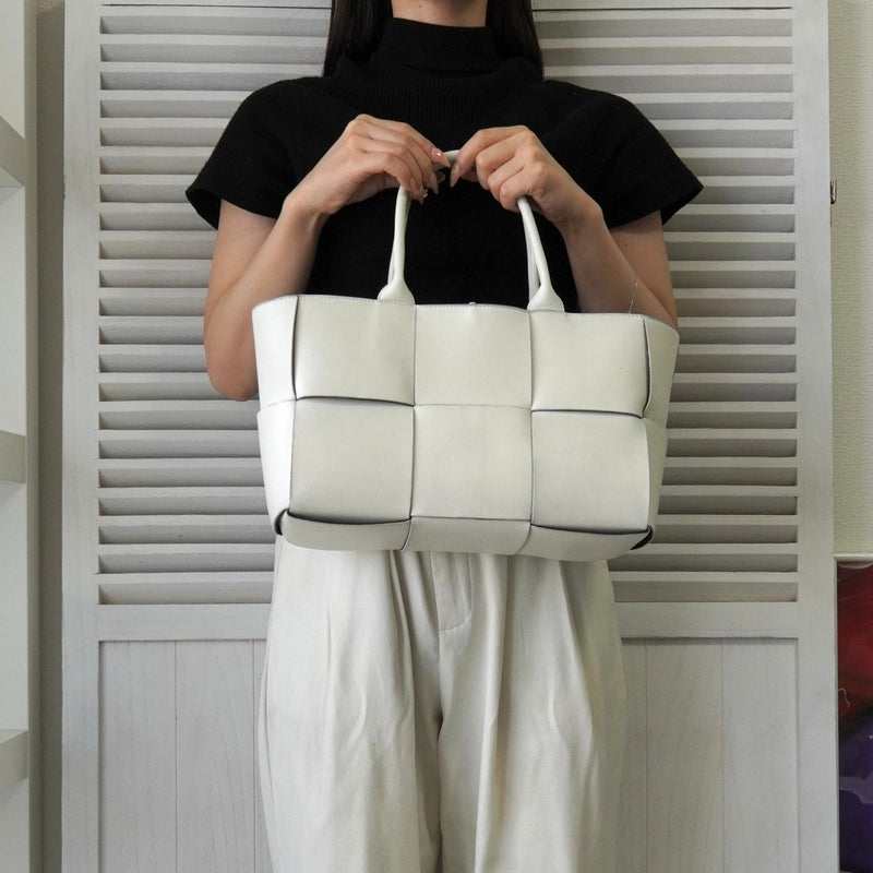 ボッテガ ヴェネタ アルコ トート マキシイントレチャート トート