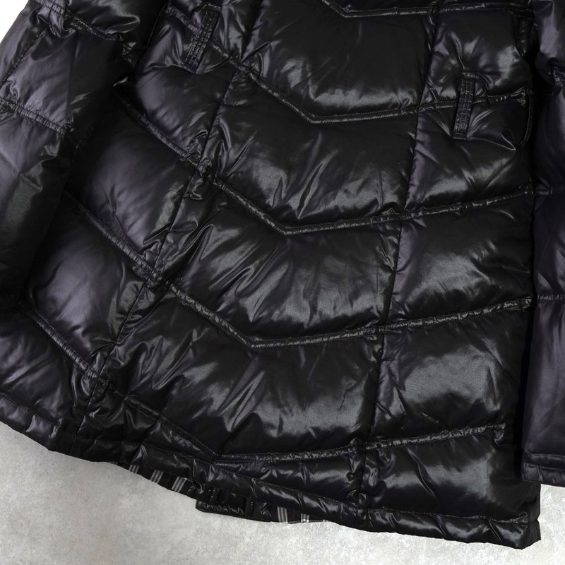 バーバリー ブルーレーベル ホースロゴ ノバチェック裏地 ロング ダウンジャケット レディース ダークブラウン - NEWSED