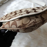 コーチ シグネチャー キャンバス ショルダーバッグ ベージュ - NEWSED