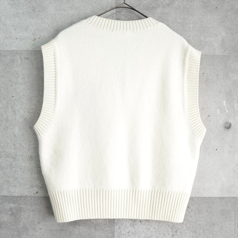 アミ パリ アミパリ ニットベスト ハートロゴ アイボリー タグ付き未