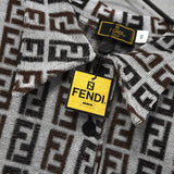 フェンディ ズッカ 総柄 パイル地 半袖ポロシャツ グレー タグ付き未使用品 - NEWSED