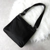 Prada Tessuto 尼龙和 Saffiano 皮革三角形徽标单肩包（黑色）